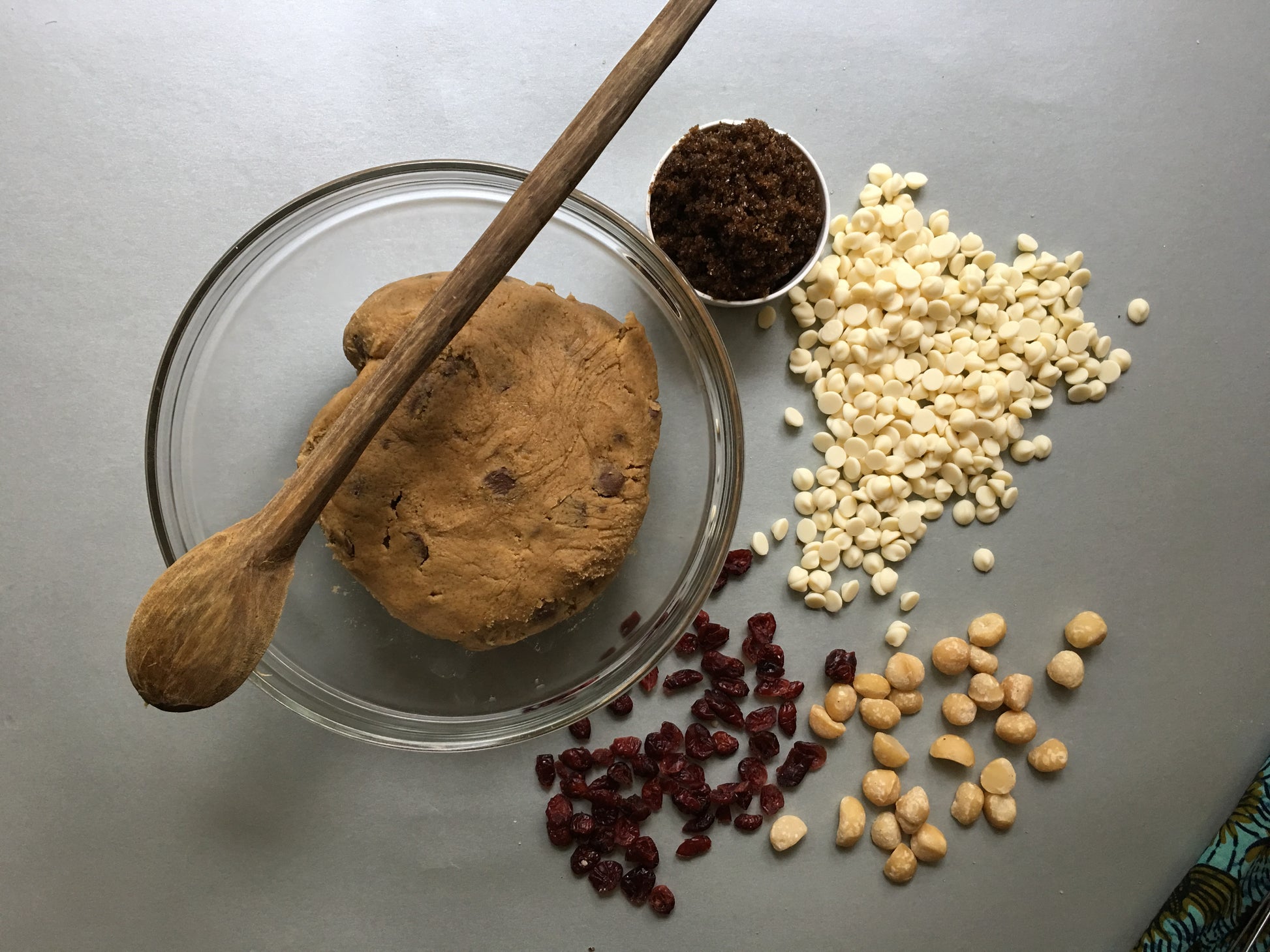 Cranberry, White Chocolate & Macadamia - 1 Dozen image 2